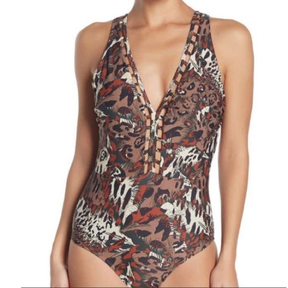 Nicole Miller Lattice Animal Print Swimsuit NWT - Picture 3 of 11